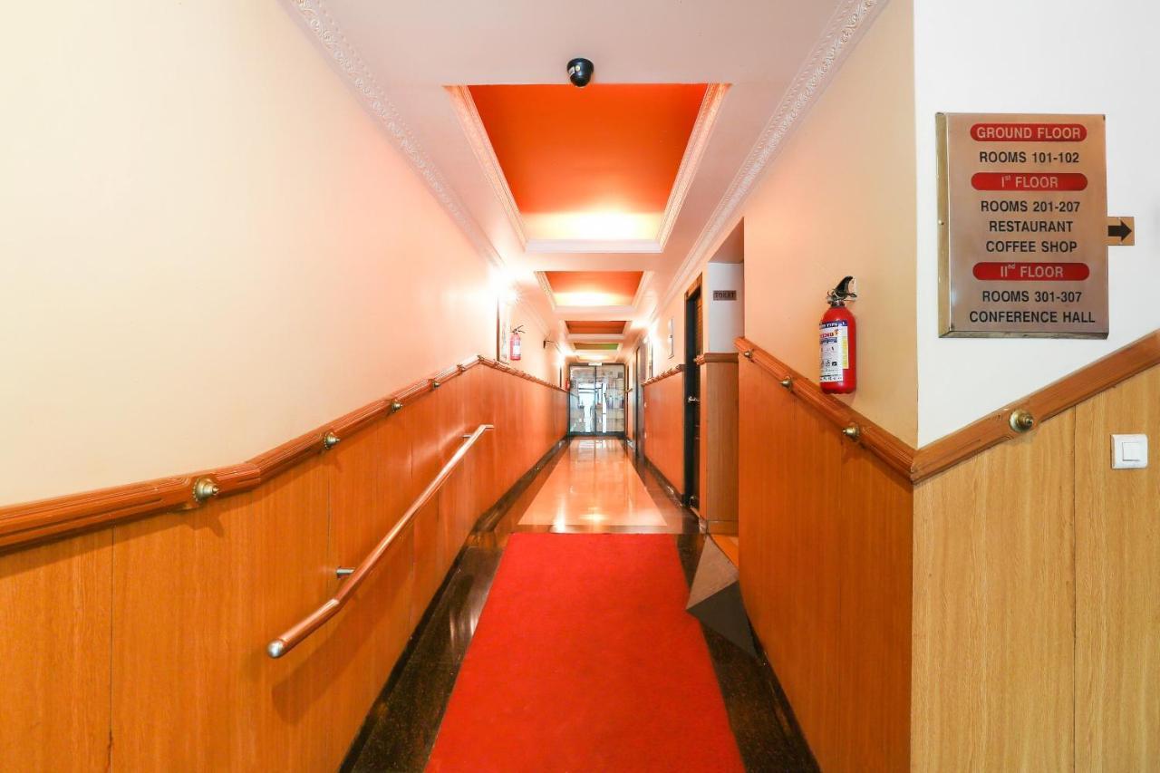 Capital O 72337 Hotel Konkan Tadka Bombaj Exteriér fotografie